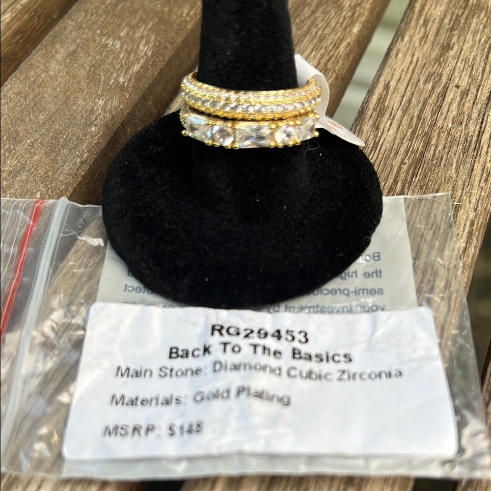 Bomb Party Dimond CZ Women's Ring Set - Picture 5 of 5